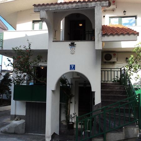 Rooms Tia Baška Voda Zewnętrze zdjęcie