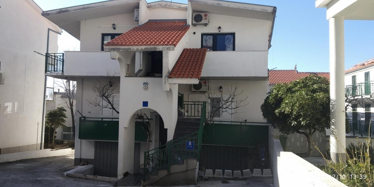 Rooms Tia Baška Voda Zewnętrze zdjęcie