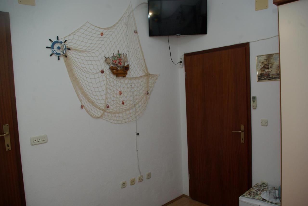 Rooms Tia Baška Voda Zewnętrze zdjęcie